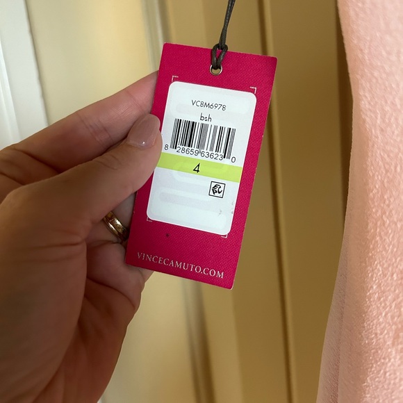 Beautiful pink dress - Picture 3 of 5